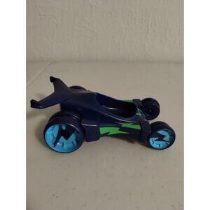 Hasbro PJ Mask Blue Cat Car Toy - Pretend Play - Green Lightning